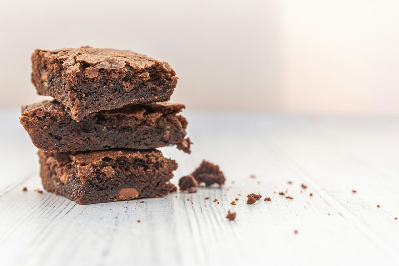 Brownie; chocolate; postre. Foto: Unsplash.