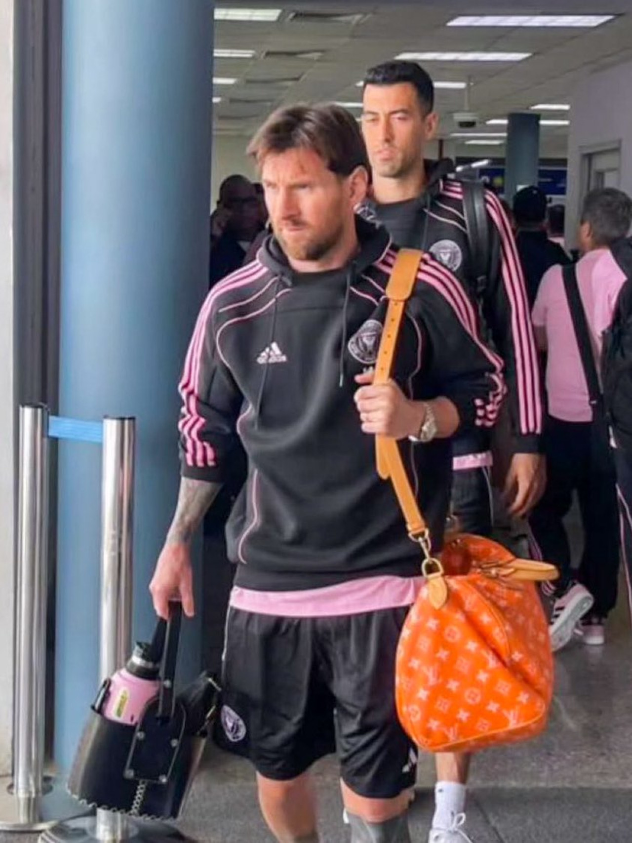 El nuevo look de Messi: pelo mucho más largo. Foto: X/@porqueTTarg.