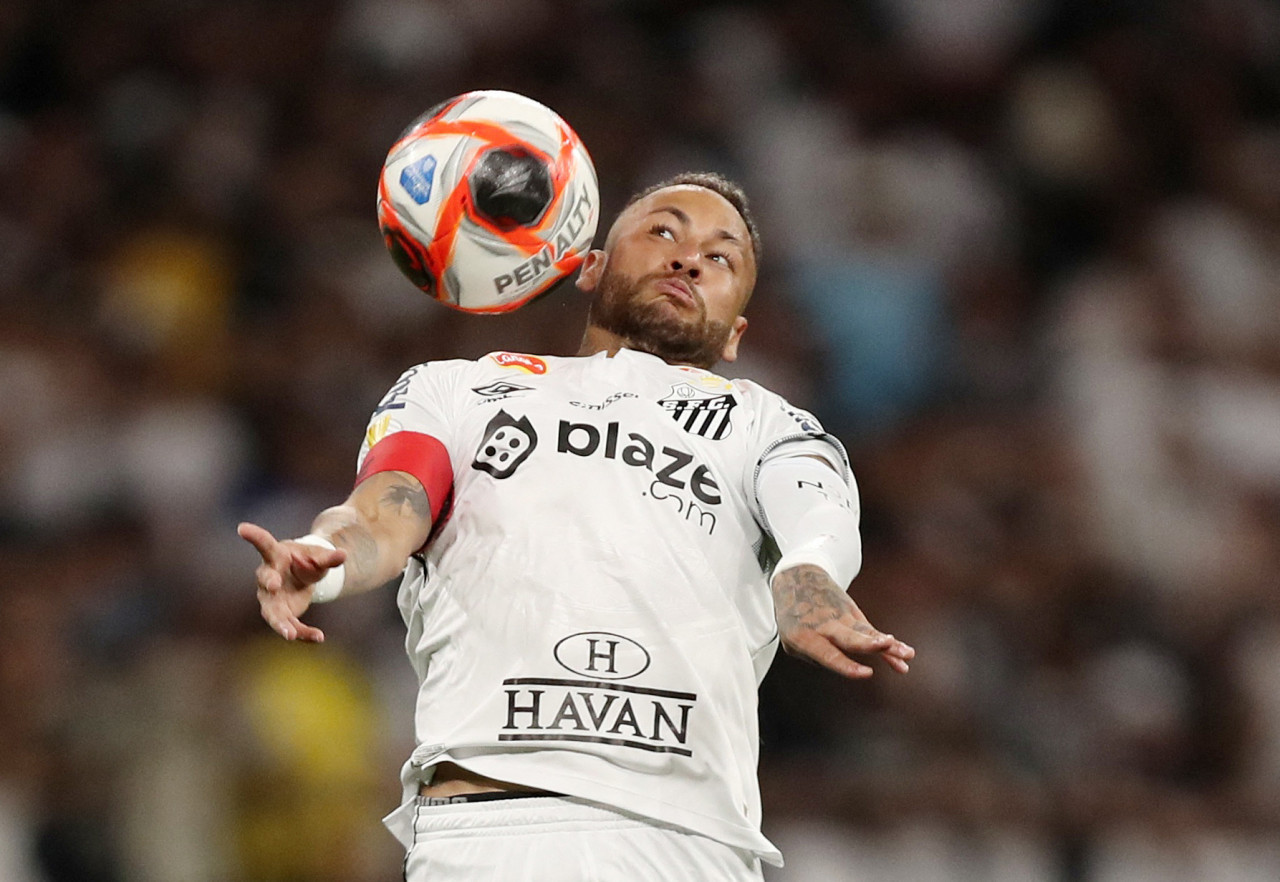 Neymar, estrella del Santos. Foto: REUTERS/Carla Carniel.