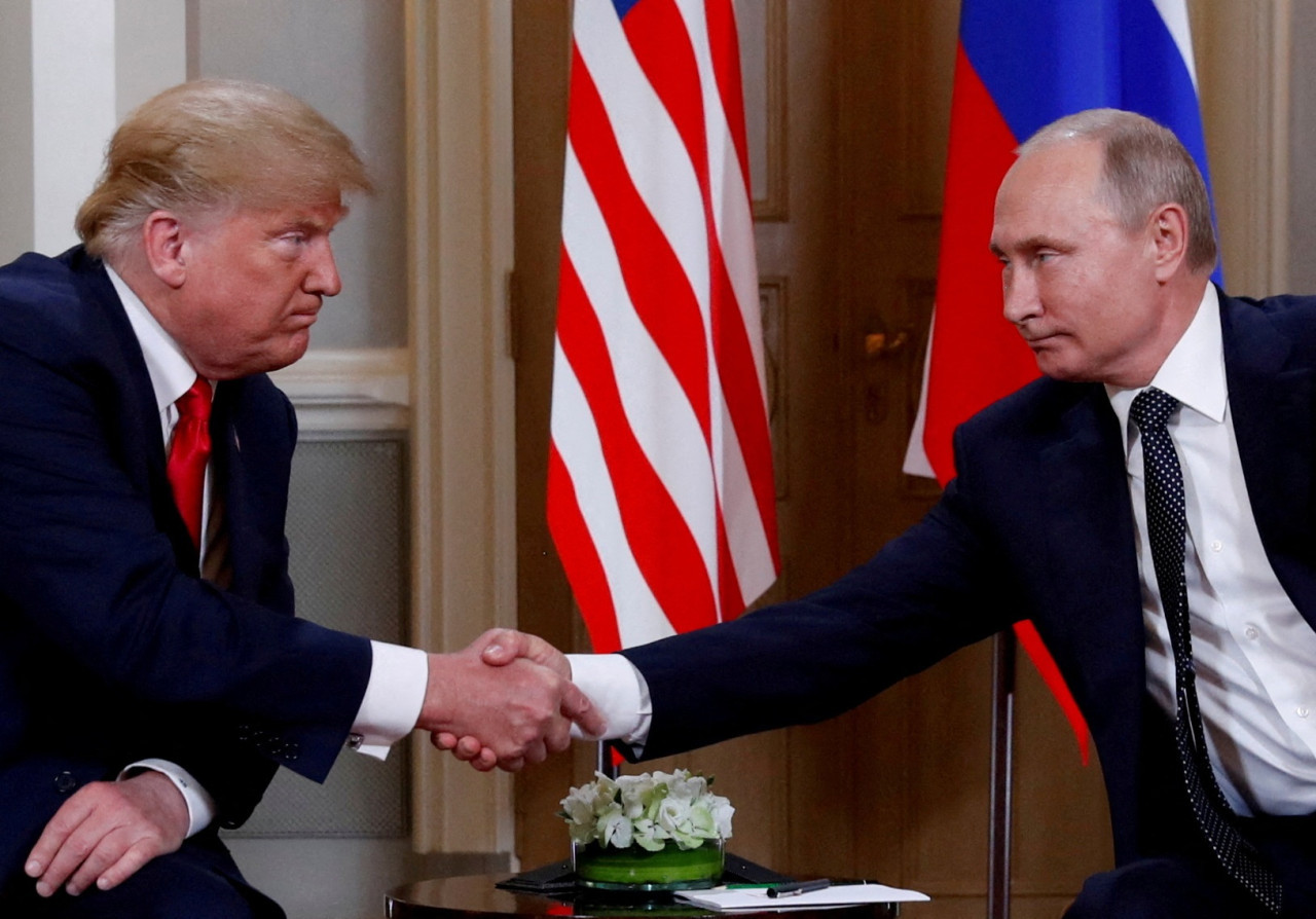 Donald Trump y Vladimir Putin. Foto: archivo Reuters/Kevin Lamarque