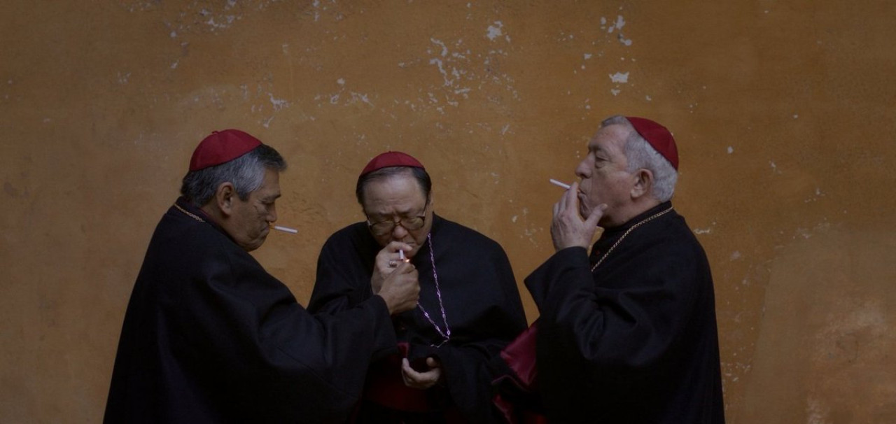 Conclave, la película nominada a los Oscars. Foto X @pabampa ·