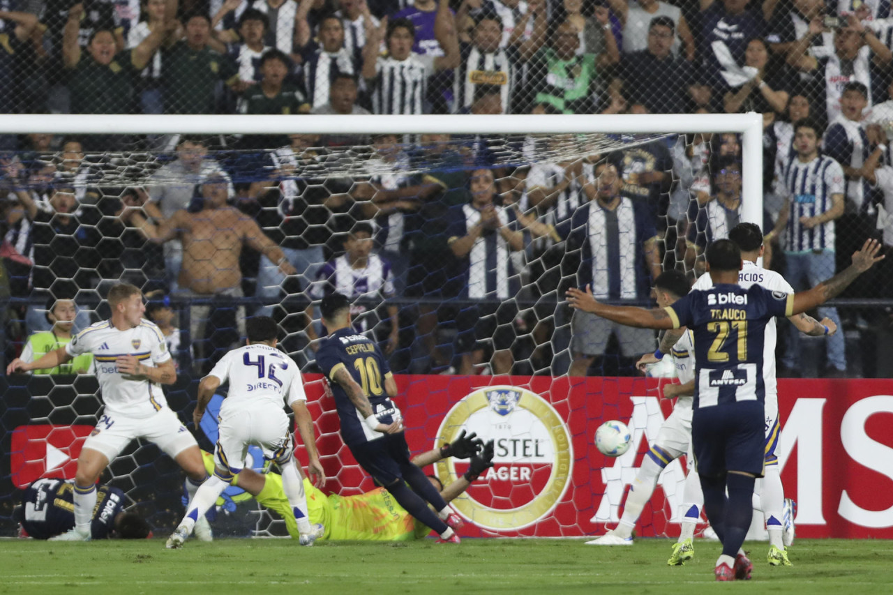 Alianza Lima derrotó a Boca en Copa Libertadores 2025. Foto: EFE.