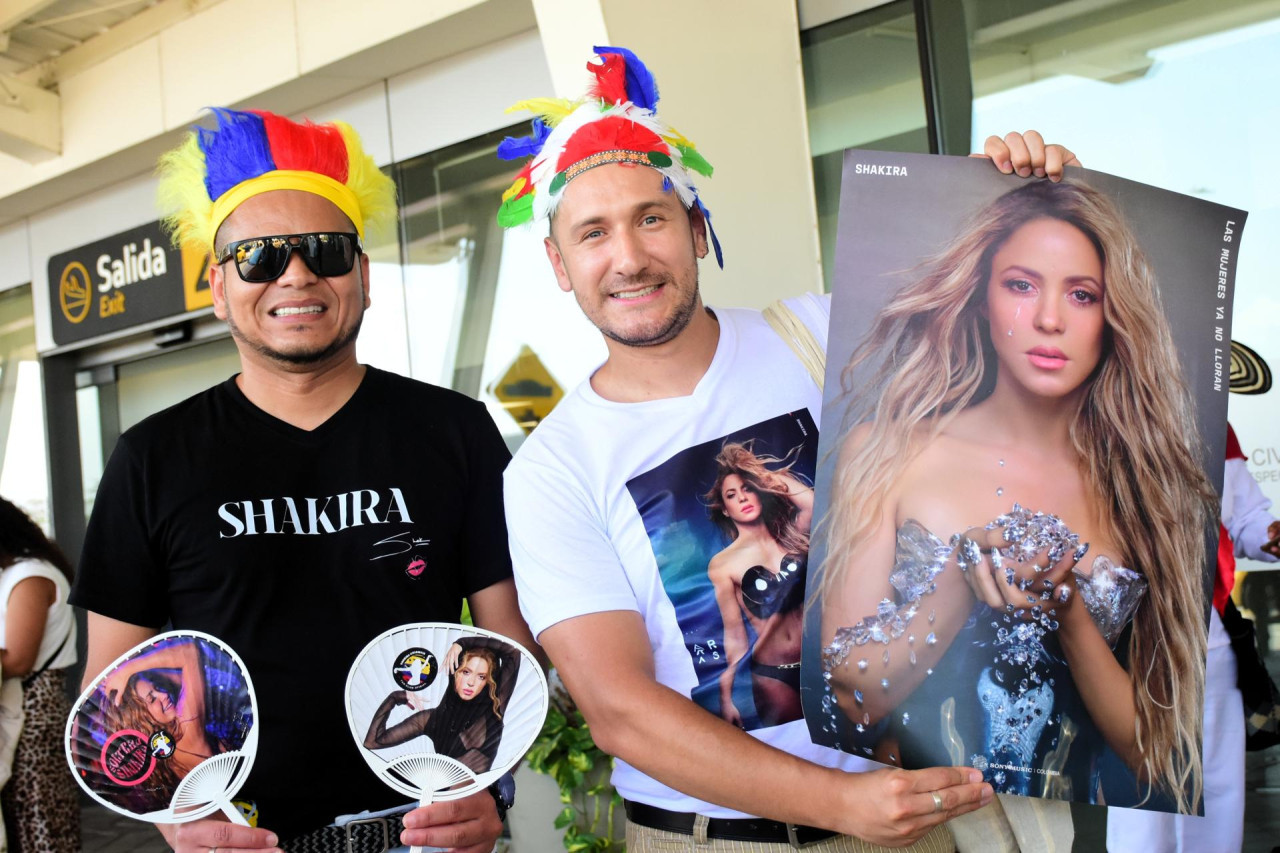 Fans esperaban a Shakira en Barranquilla, Colombia. Foto: EFE/Aleidys Coll