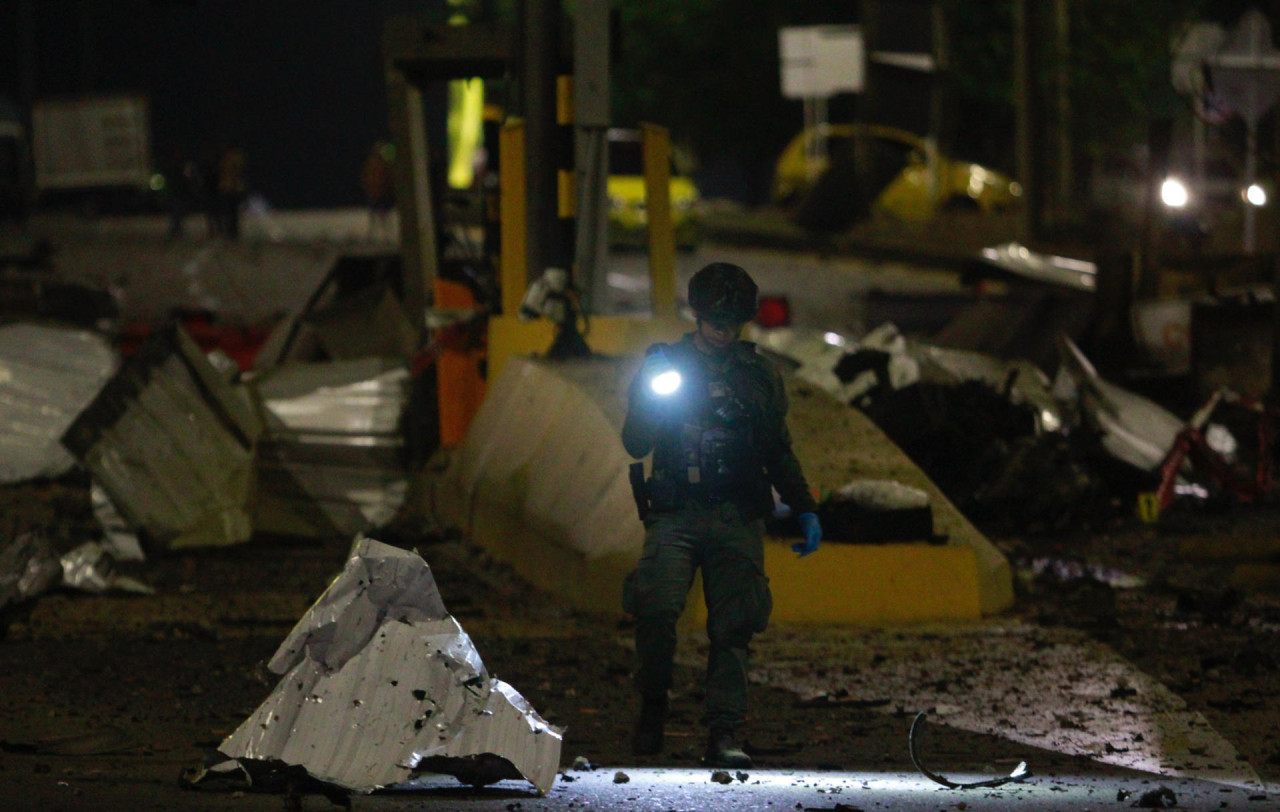 Ataque con explosivos deja cinco heridos y destruye peaje en frontera colombo-venezolana. EFE