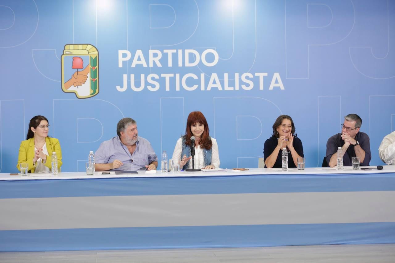 Cristina Kirchner en la reunión del PJ.