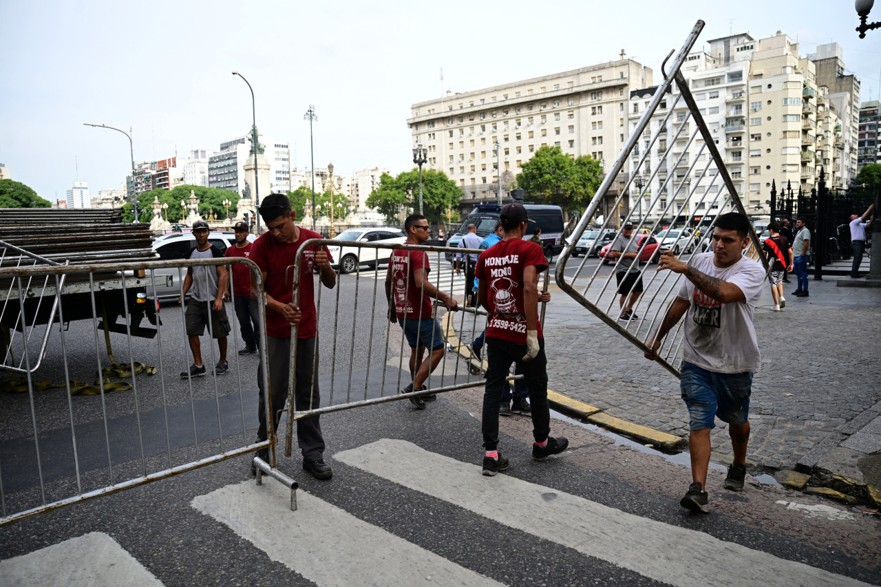 Operativo de seguridad para la apertura de las sesiones ordinarias en el Congreso. Foto: NA/Maximiliano Luna