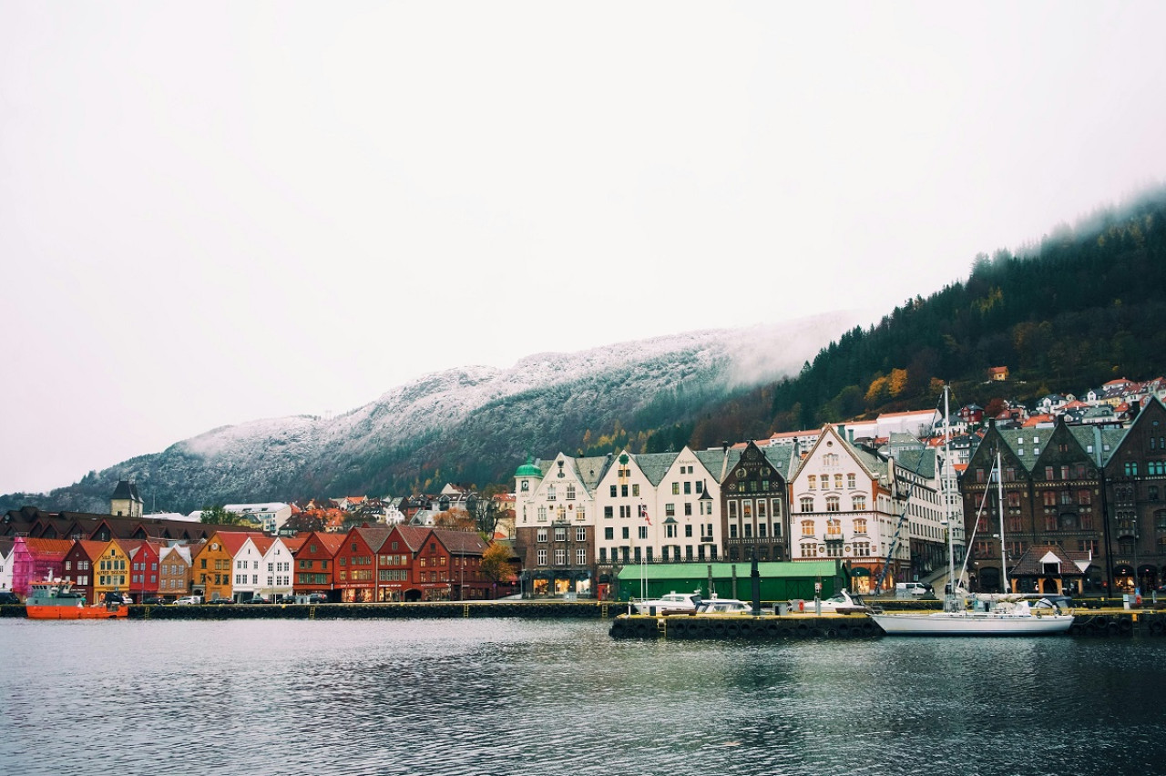 Noruega, uno de los mejores países para emigrar. Foto: Unsplash.