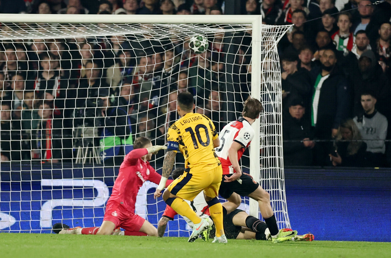 El golazo de Lautaro Martínez. Foto: Reuters/Stephane Mahe