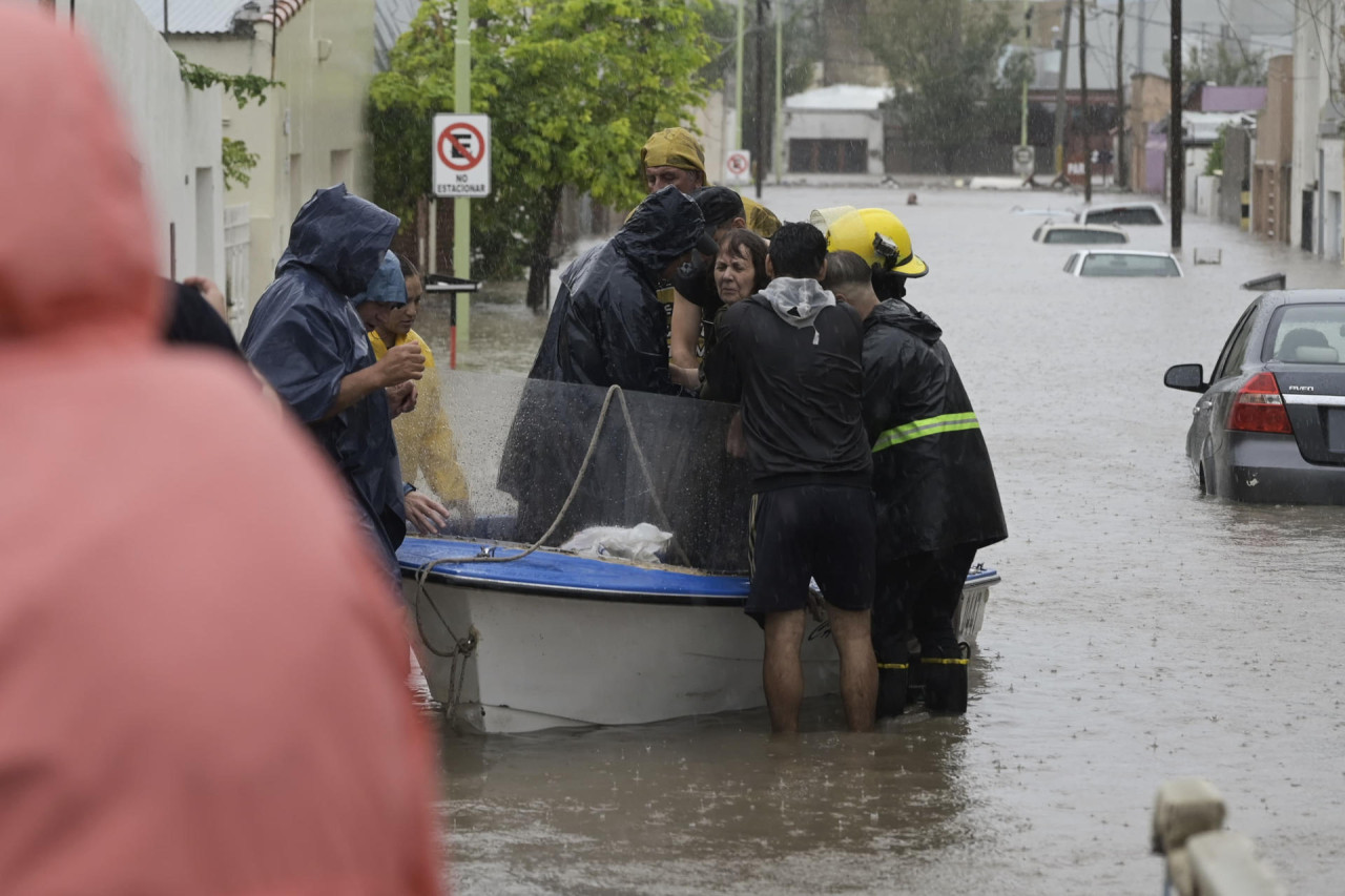 Temporal en Bahía Blanca. Foto: EFE/ Pablo Presti.