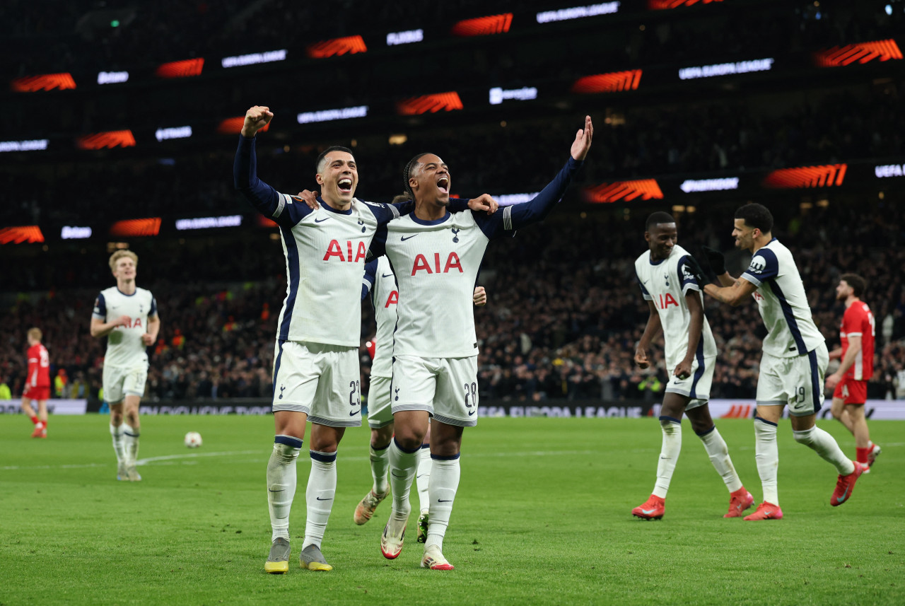 El Tottenham, uno de los candidatos a ganar la Europa League. Foto: Reuters/Paul Childs