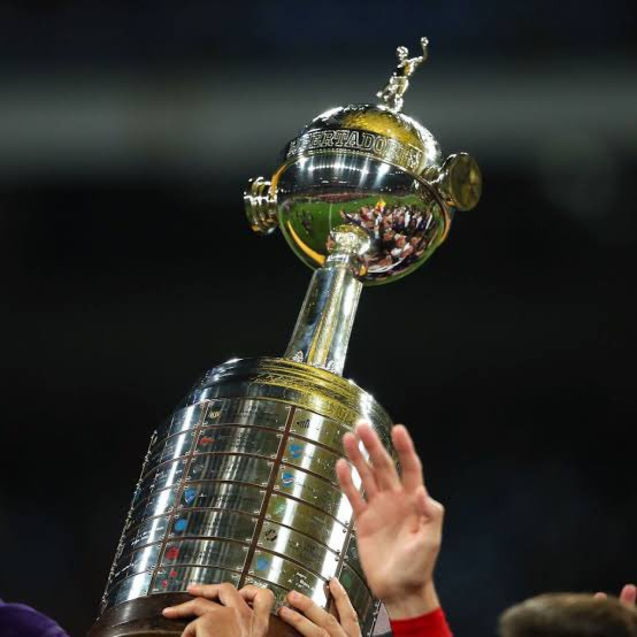 Trofeo de la Copa Libertadores. Foto: X/@Noitedecopa.