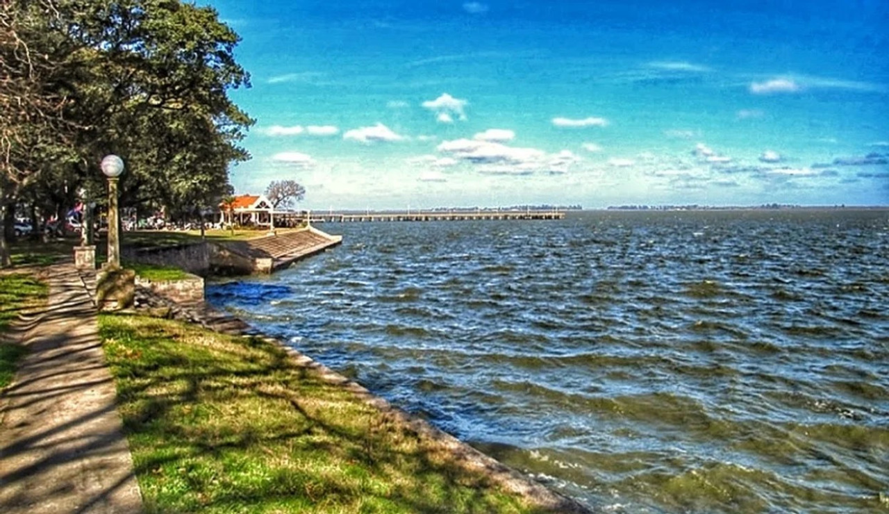 Chascomús es uno de los pueblitos más lindos de Buenos Aires. Foto: Google