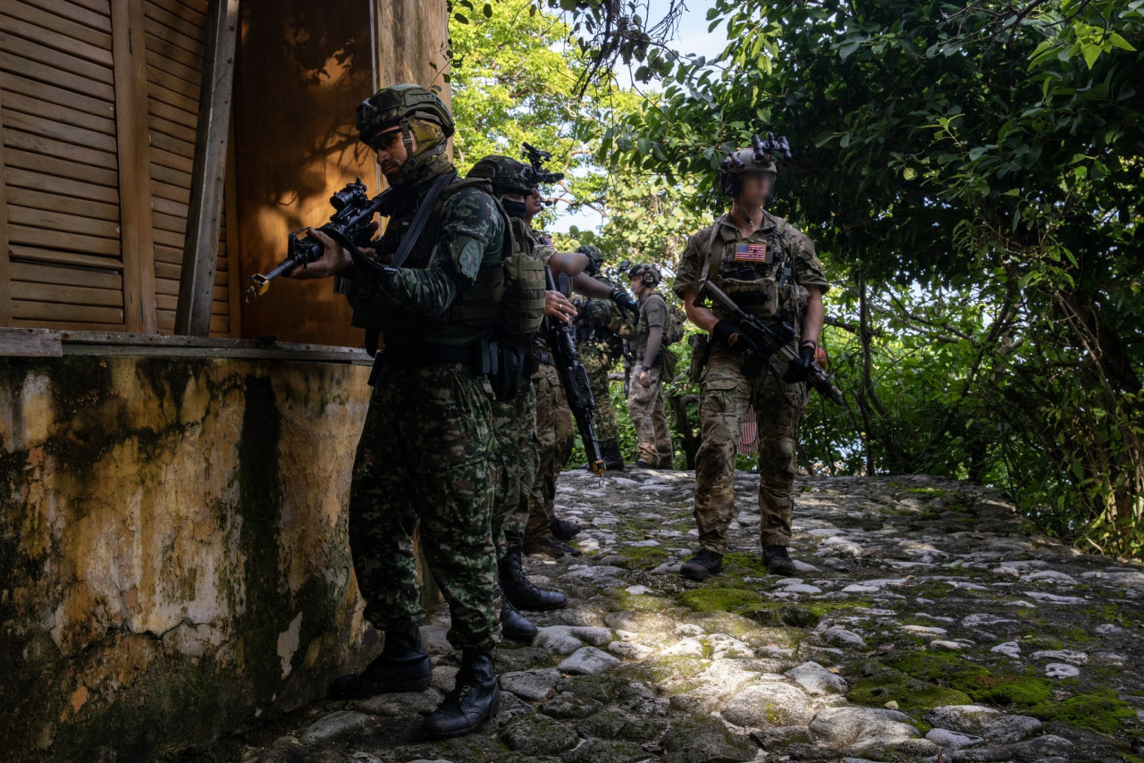 Miembros del comando militar SOCSOUTH en Colombia. Foto: X @SOCSOUTH