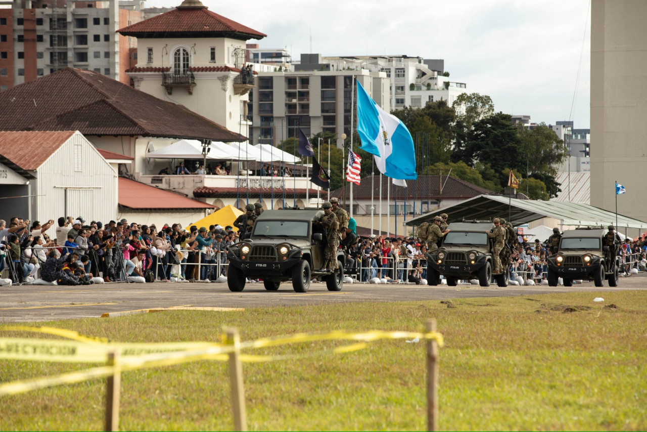 Miembros del comando militar SOCSOUTH en Guatemala. Foto: X @SOCSOUTH