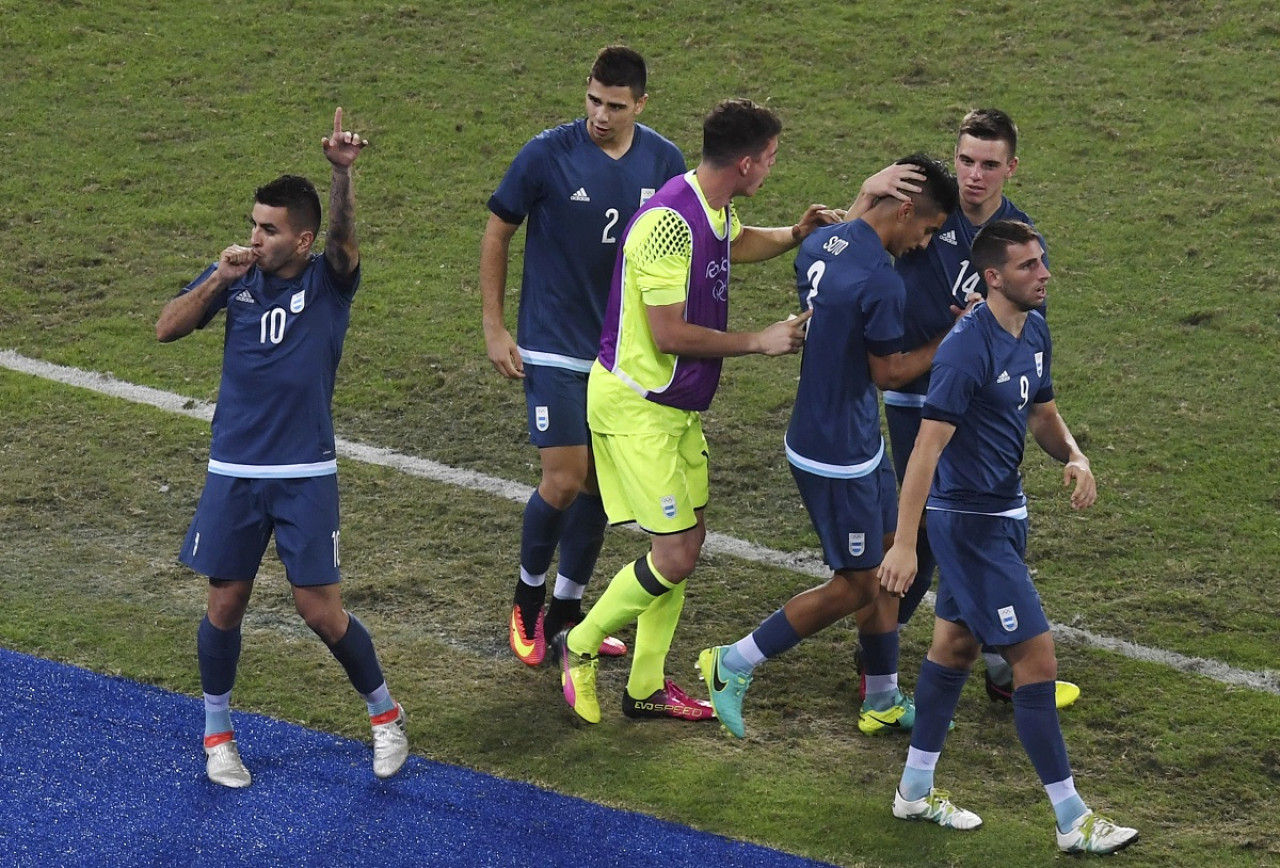 Ángel Correa con la camiseta número 10 de Argentina. Foto: NA.