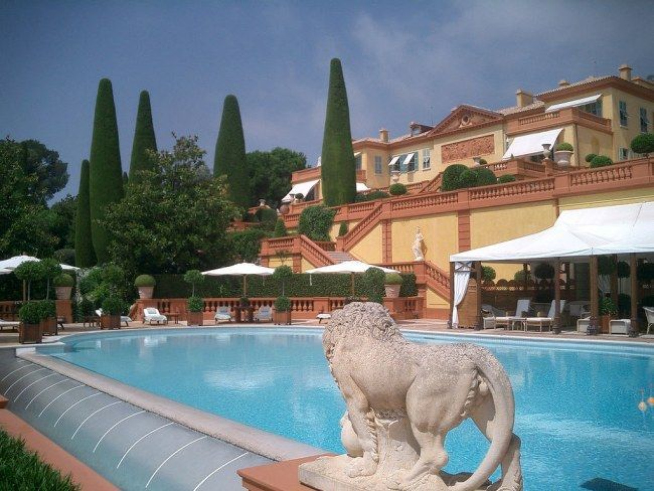 La Villa Leopolda fue construida en 1902 por el rey Leopoldo II. Foto: Pinterest.